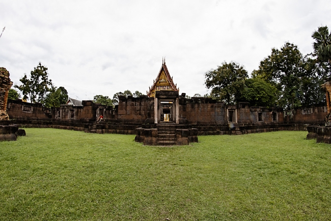 Prasat Sa Kamphaeng Yai-082
